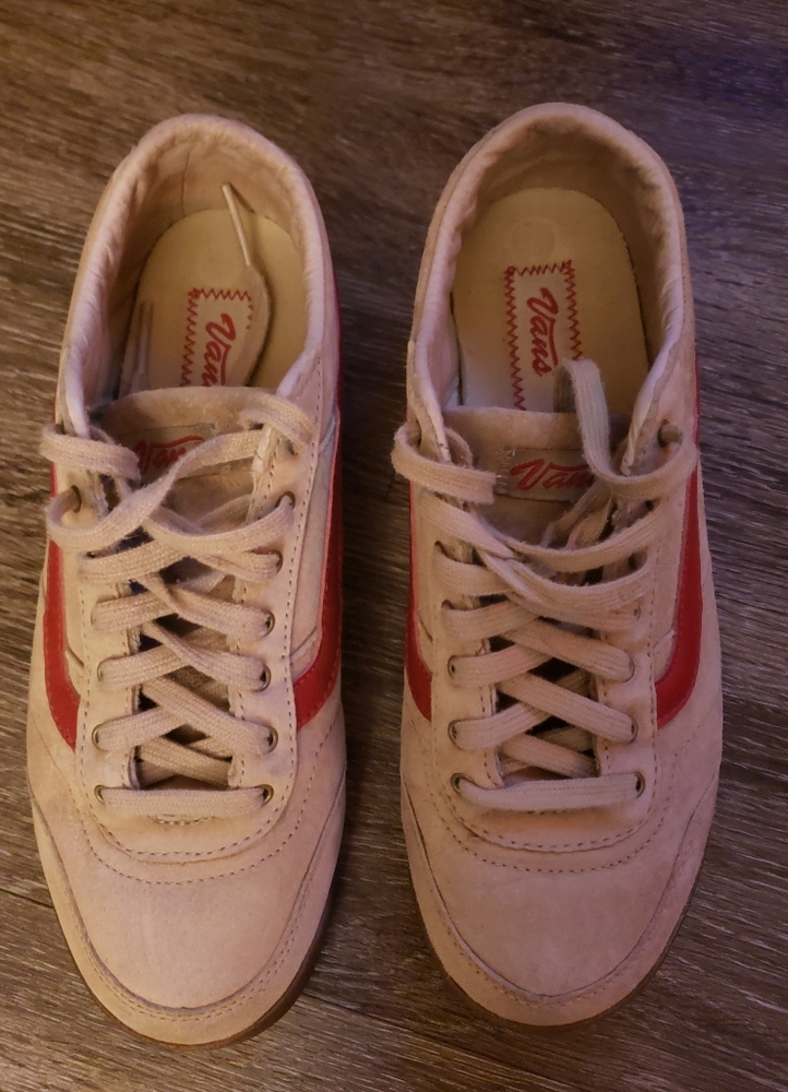 Vintage Vans- Tan Size 7.5